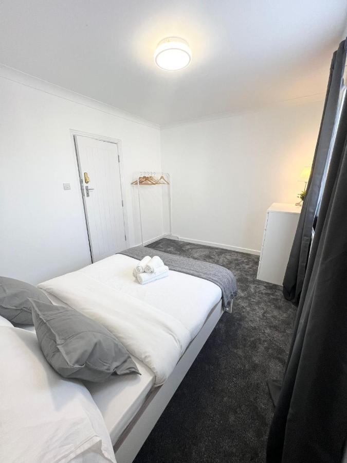 Stunning Flat In Greater London Hotel ภายนอก รูปภาพ